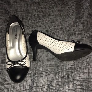 Comfort heels